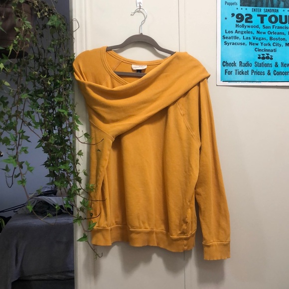 Mustard Crewneck Sweater - Picture 1 of 4
